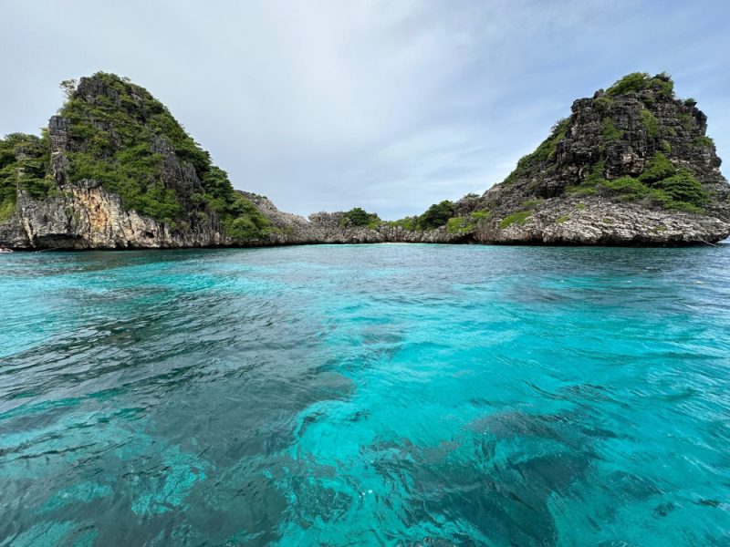 เกาะห้า น้ำทะเลสุดสวย